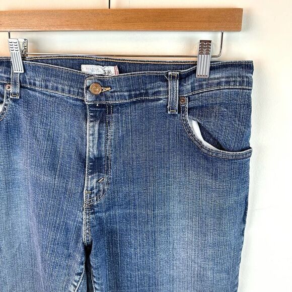 Levi’s 550 Relaxed Bootcut Blue Denim Jeans Women’s‎ 14 M Read - Picture 4 of 9